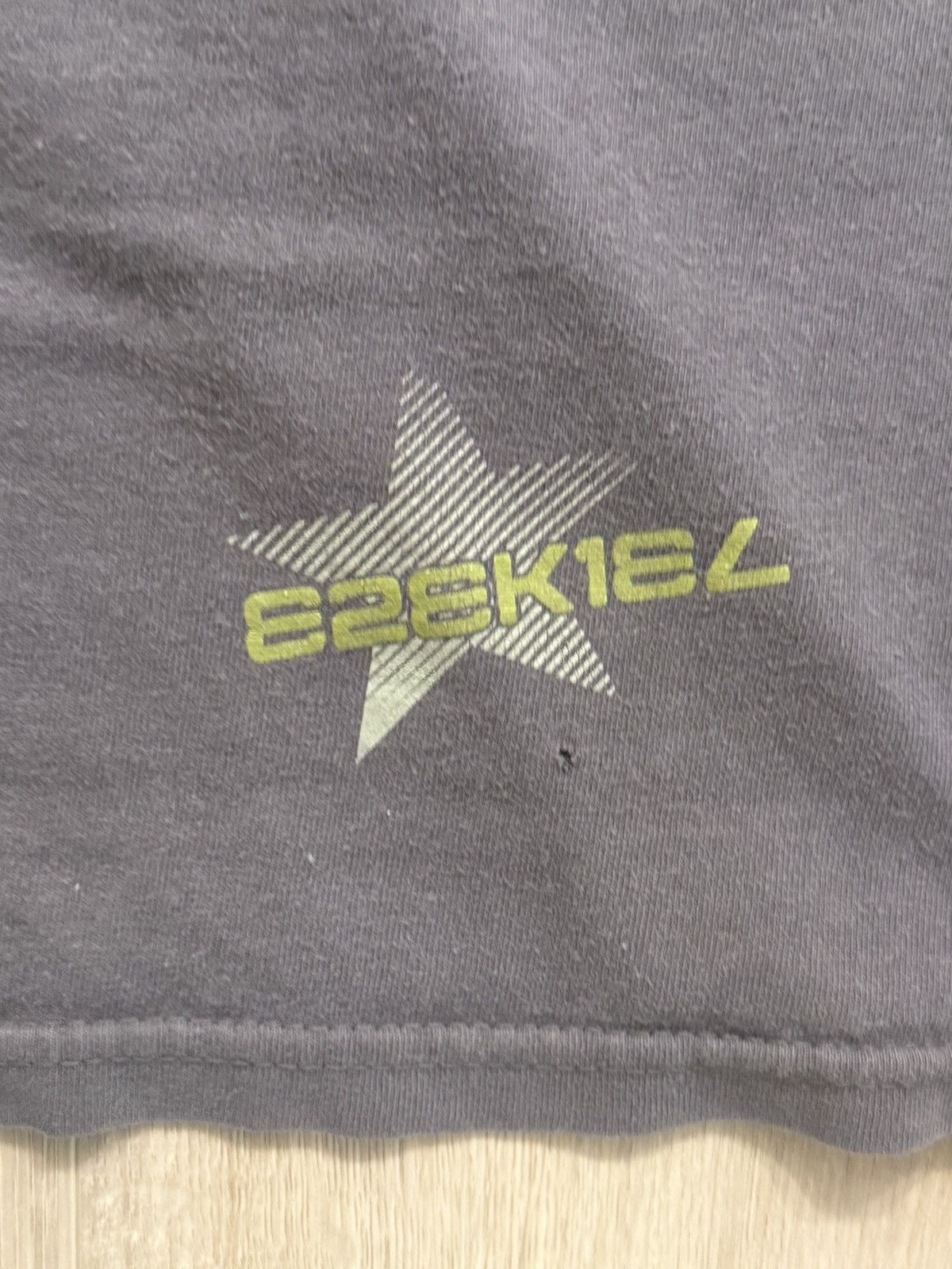 Ezekiel × Vintage Y2K Ezekiel Skate Tee Size US XL / EU 56 / 4 - 4 Thumbnail