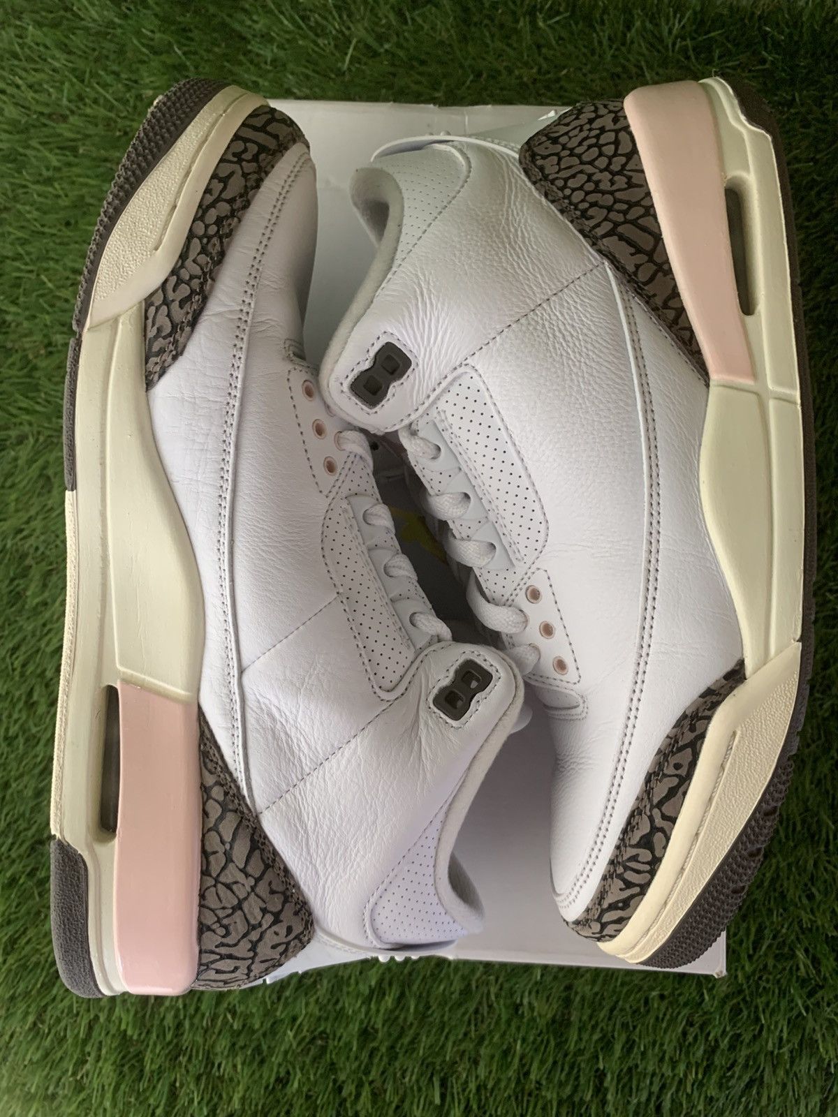 Jordan Brand Jordan 3 Retro Neapolitan Dark Mocha Size US 9.5 / EU 42-43 - 5 Thumbnail