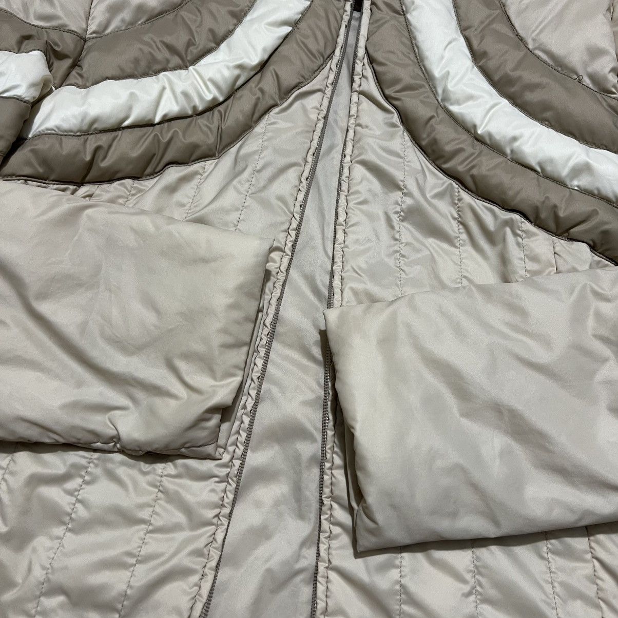 Moncler Moncler Vintage light down jacket Size XL / US 12-14 / IT 48-50 - 9 Thumbnail