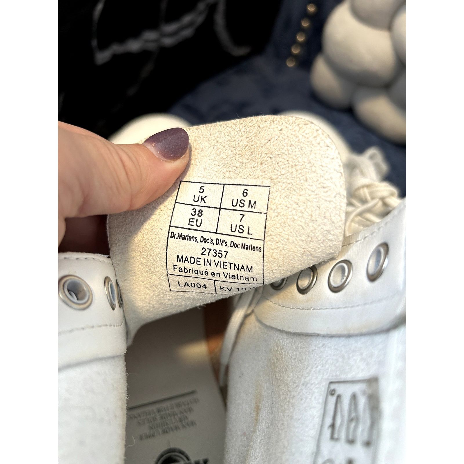 Dr. Martens Dr Martens White Pascal Boots with White Soles Size 7/EU 38 Size US 7 / IT 37 - 7 Thumbnail