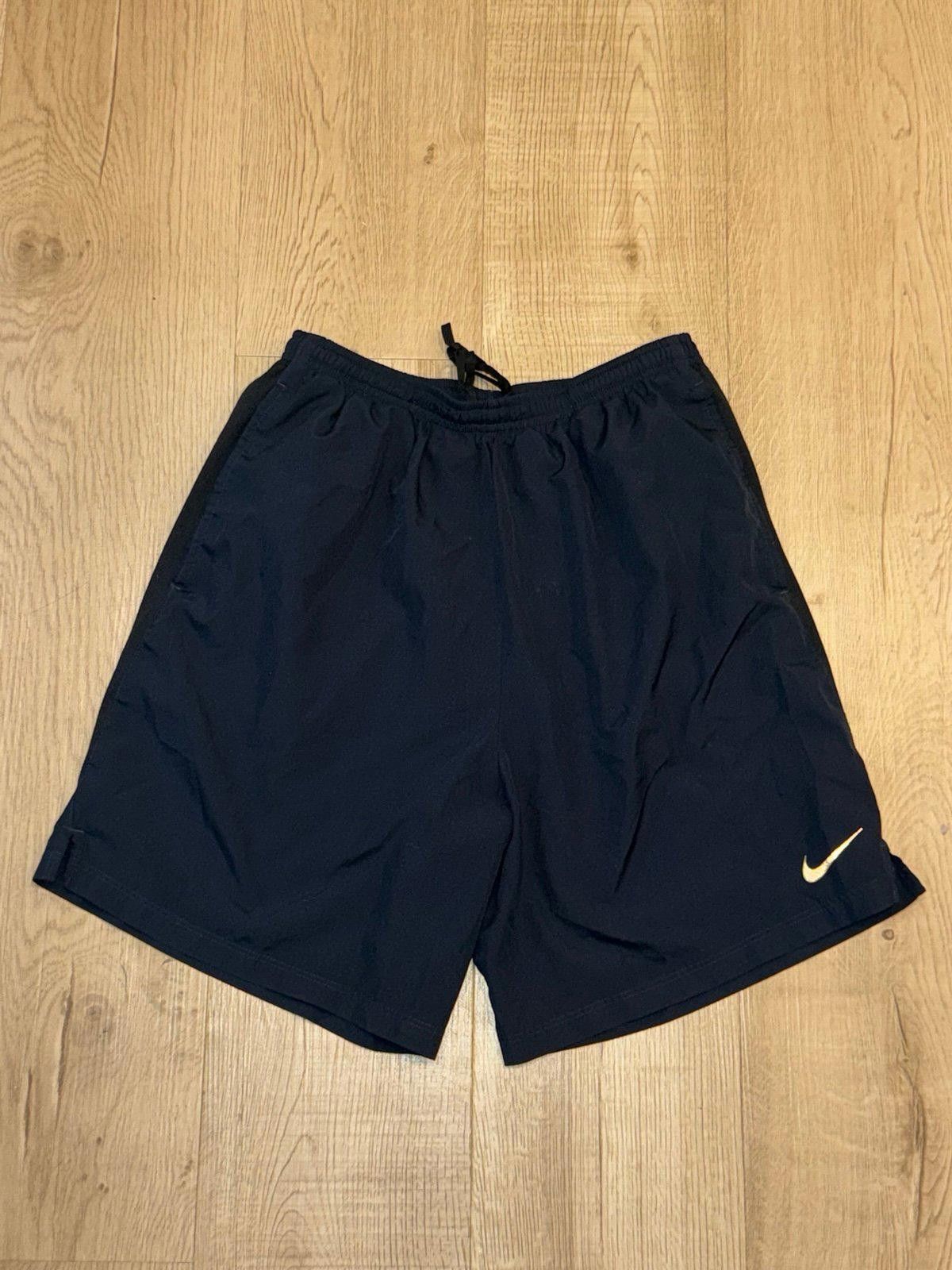 Nike Nike DriFit Navy Blue Athletic Shorts Mens MD Vintage Rare Size US 32 / EU 48 - 1 Thumbnail