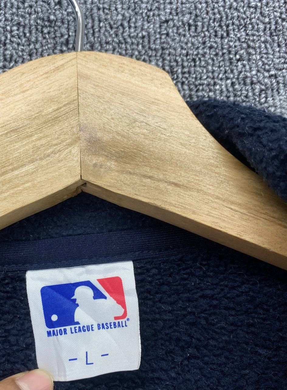 MLB Vintage MLB Yankees New York x Uniqlo Fleece Sweatshirt Size L / US 10 / IT 46 - 6 Thumbnail