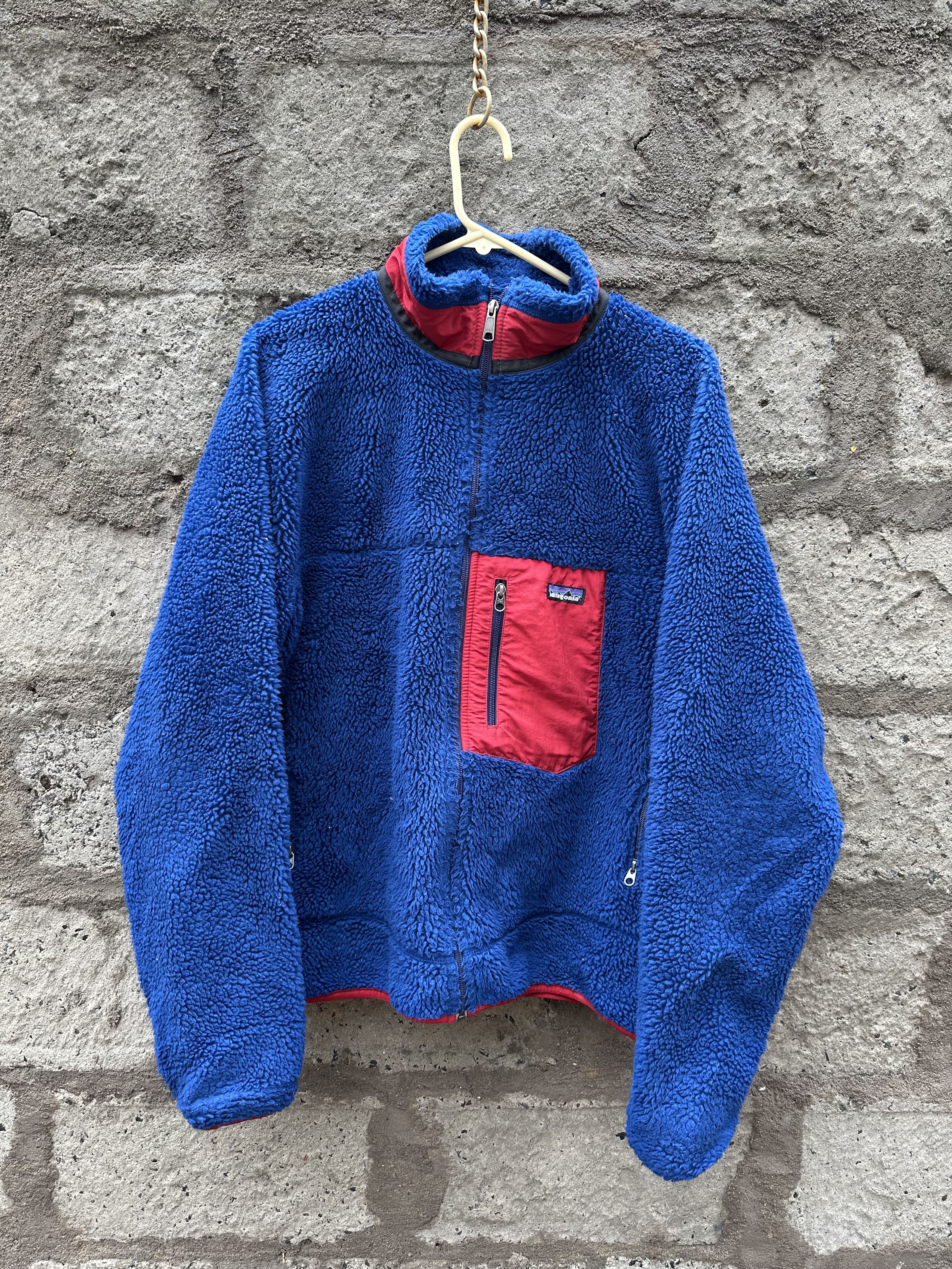 Patagonia Patagonia Synchilla Fleece – Blue/Red – Size XL Size US XL / EU 56 / 4 - 1 Thumbnail