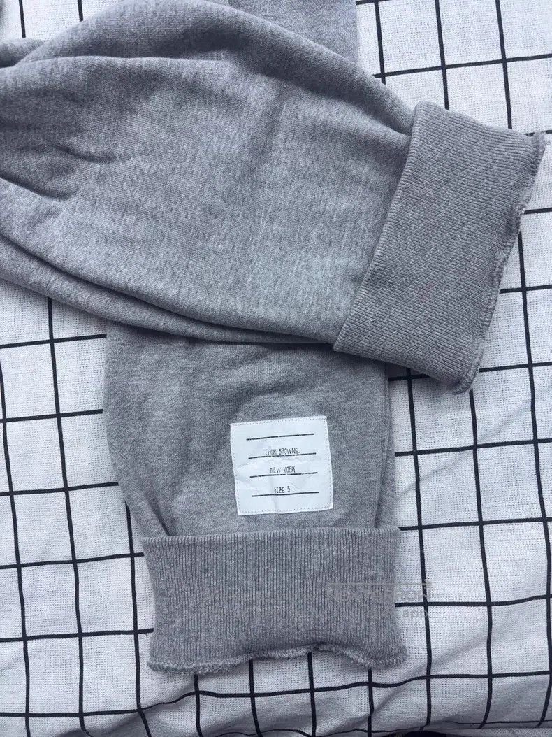 Thom Browne Thom Browne size 5 Classic preppy style four-stripe drawstr Size US 42 / EU 58 - 5 Thumbnail