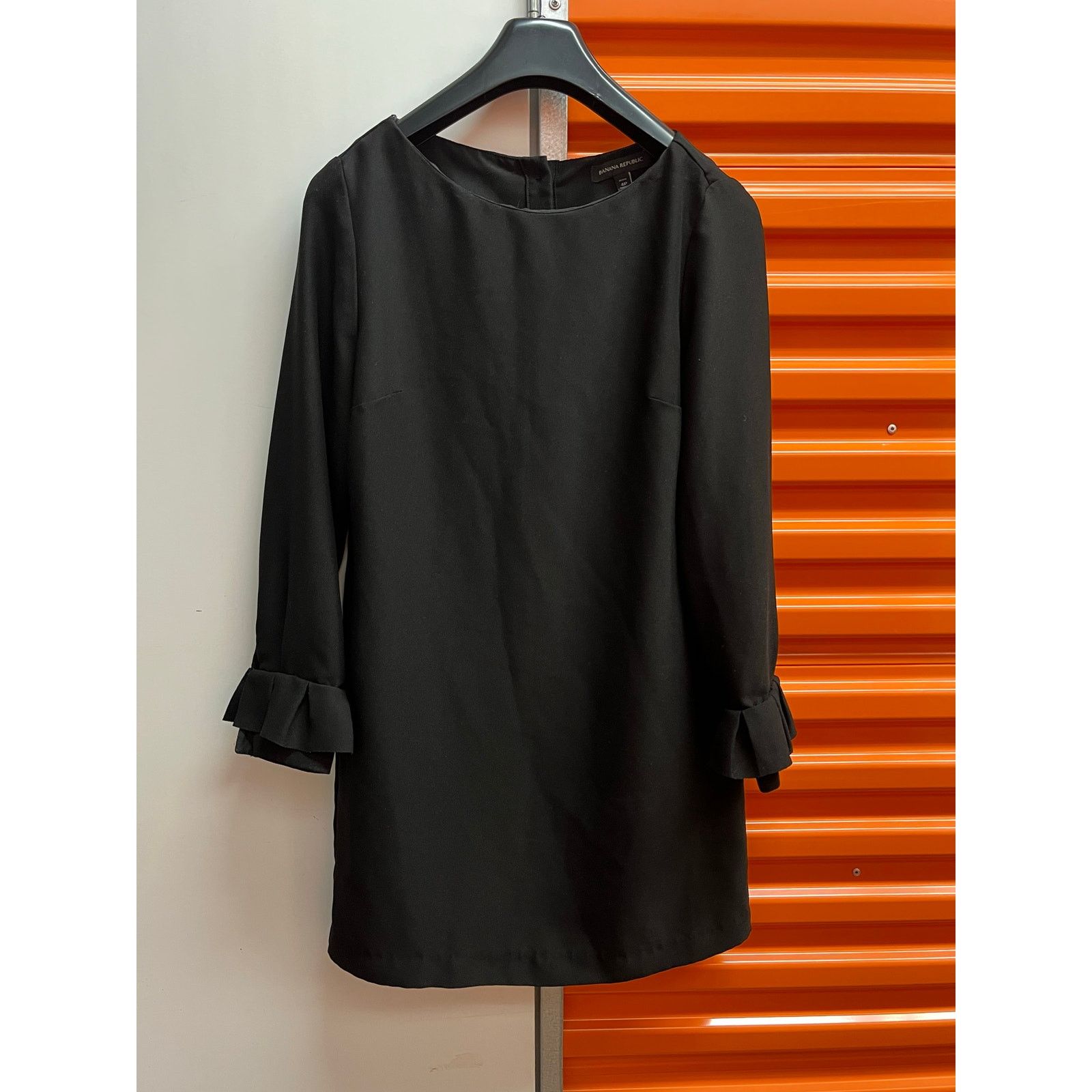 Banana Republic Banana Republic - Ruffle-Cuff Button-Back Dress / 4P / Black Size S / US 4 / IT 40 - 4 Thumbnail