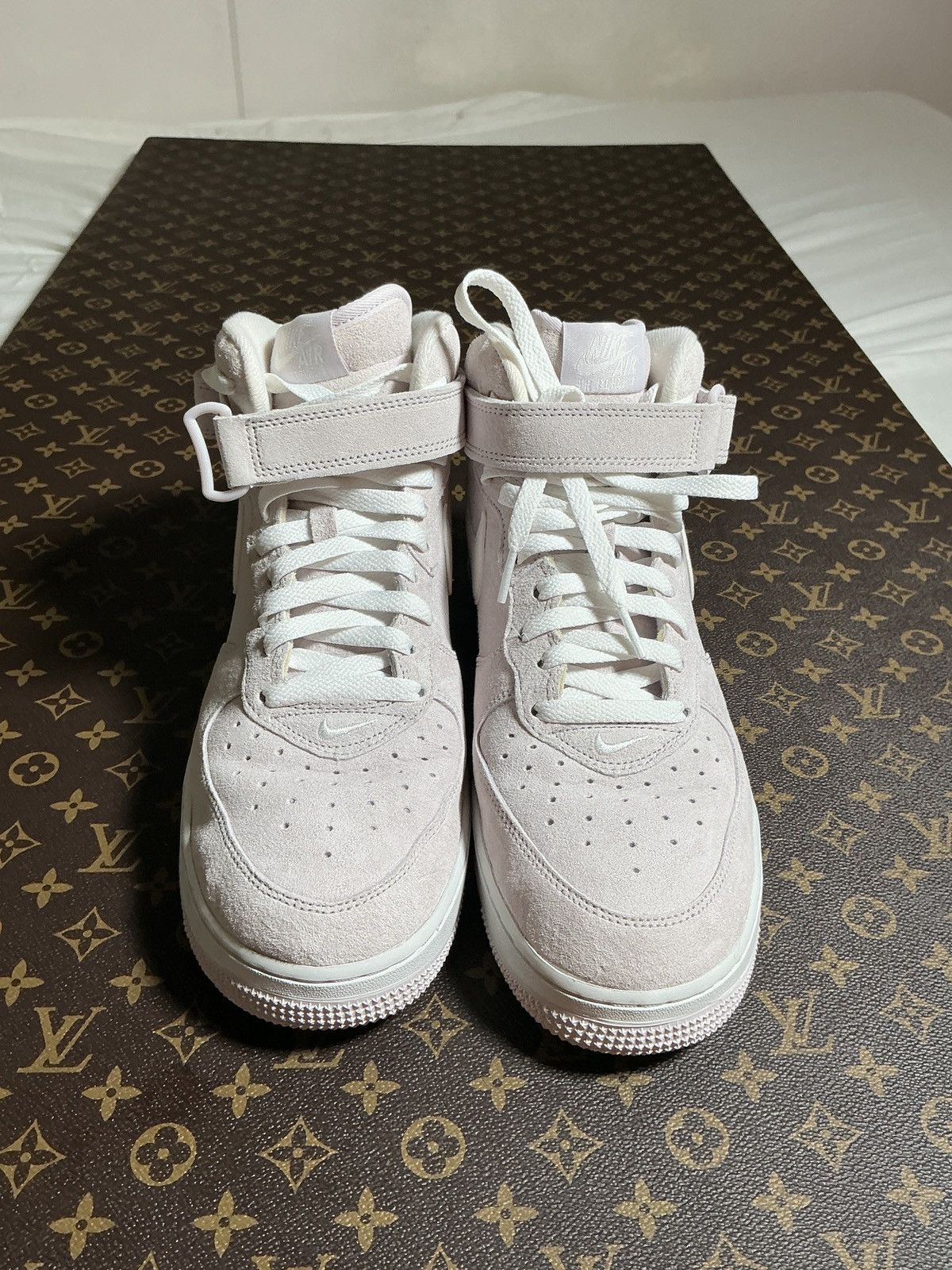 Nike Nike Air Force One Light Pink Suede Size 10.5 Size US 10.5 / EU 43-44 - 1 Thumbnail