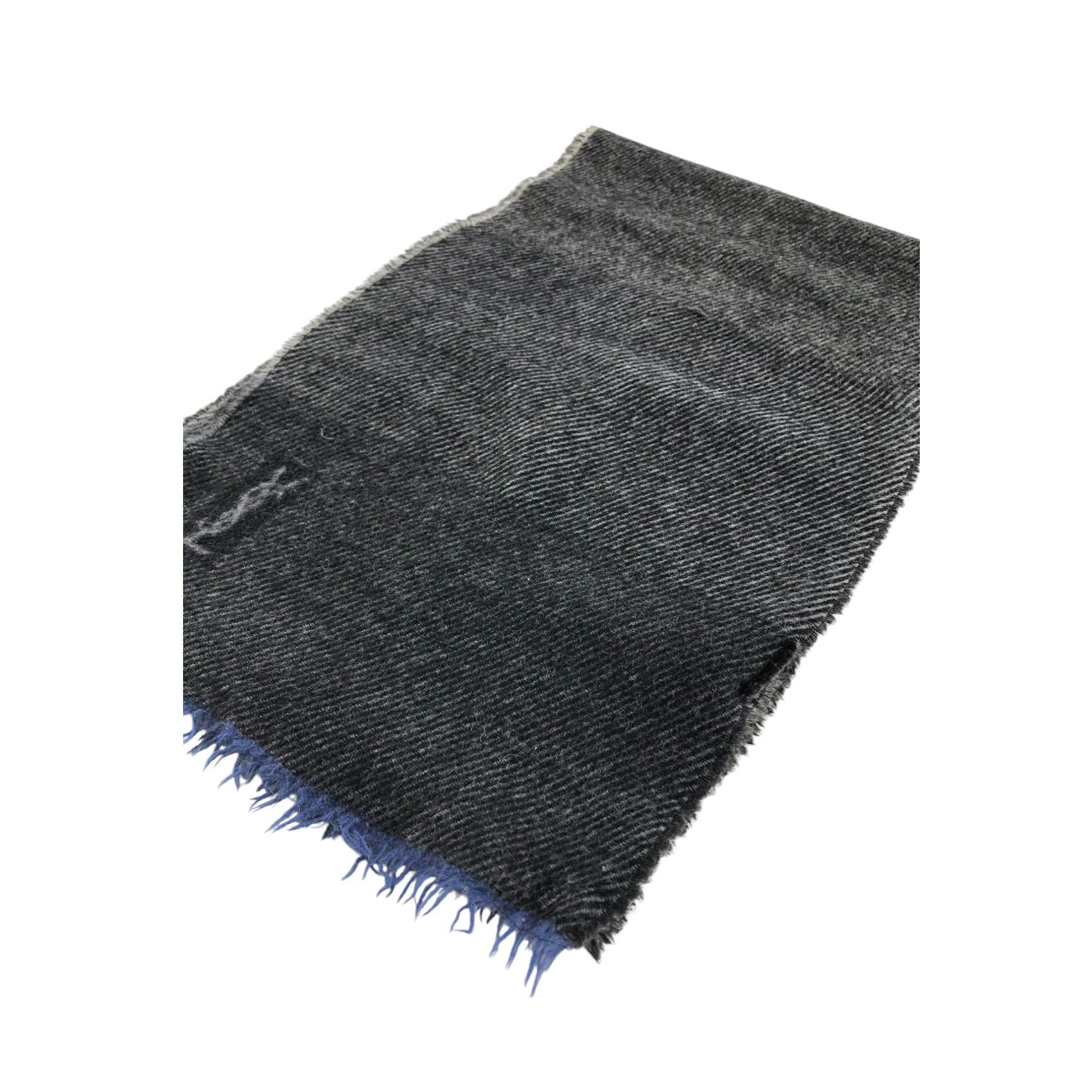 Vintage Yves Saint Laurent Scarf / Muffler / Neckwear - WW2582 Size ONE SIZE - 3 Thumbnail