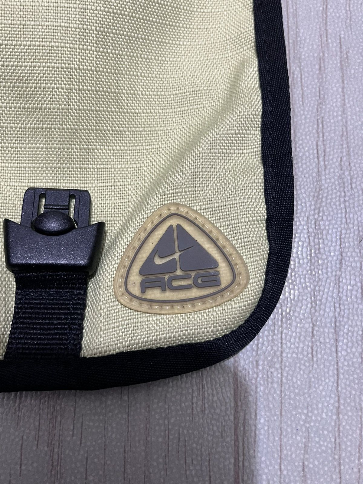 Nike ACG Nike acg mini sling wallet bag Size ONE SIZE - 9 Thumbnail