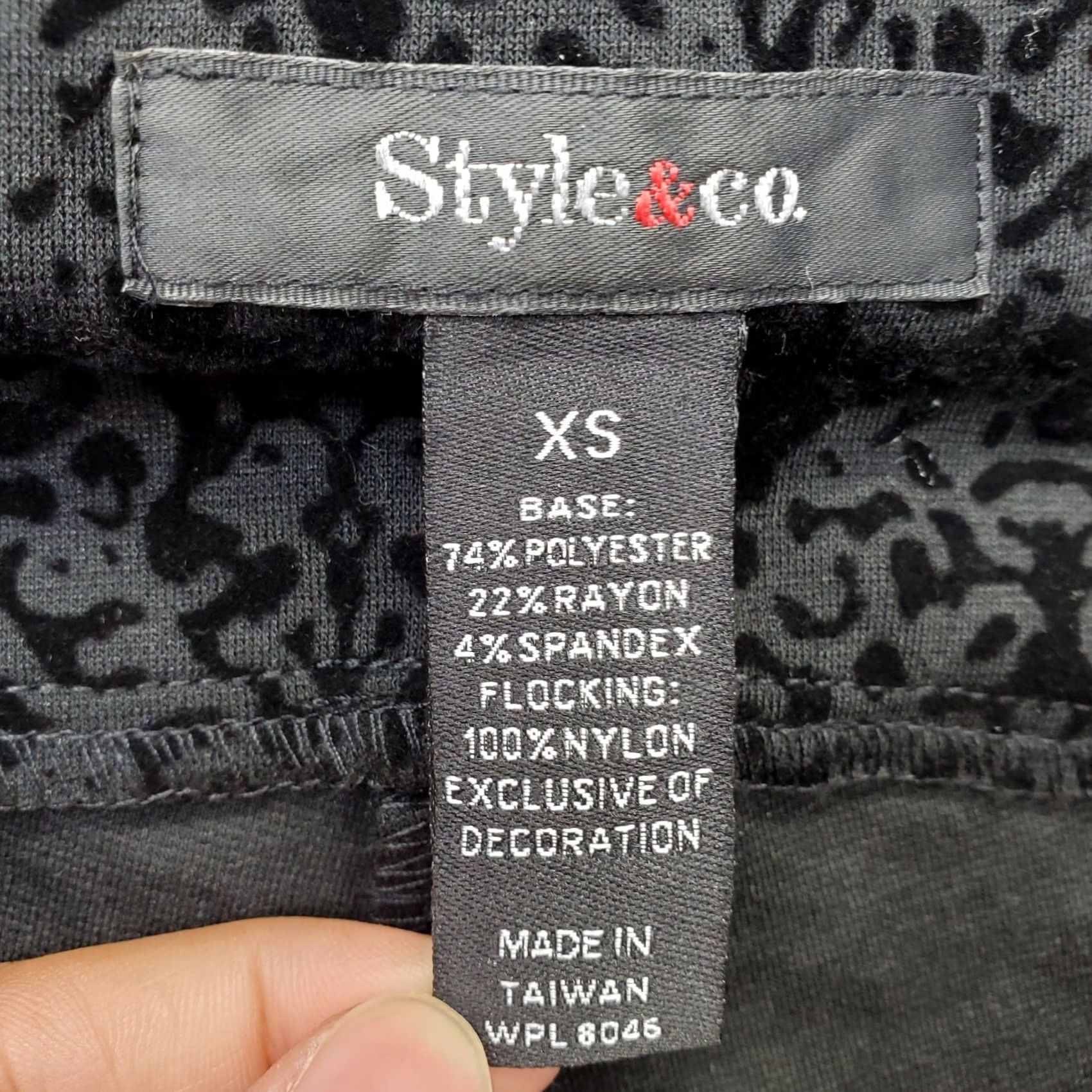Vintage Style&co. Pants Womens XS Black Burnout Damask Comfort Stretch Mid Rise Skinny Size 26" / US 2 / IT 38 - 7 Thumbnail