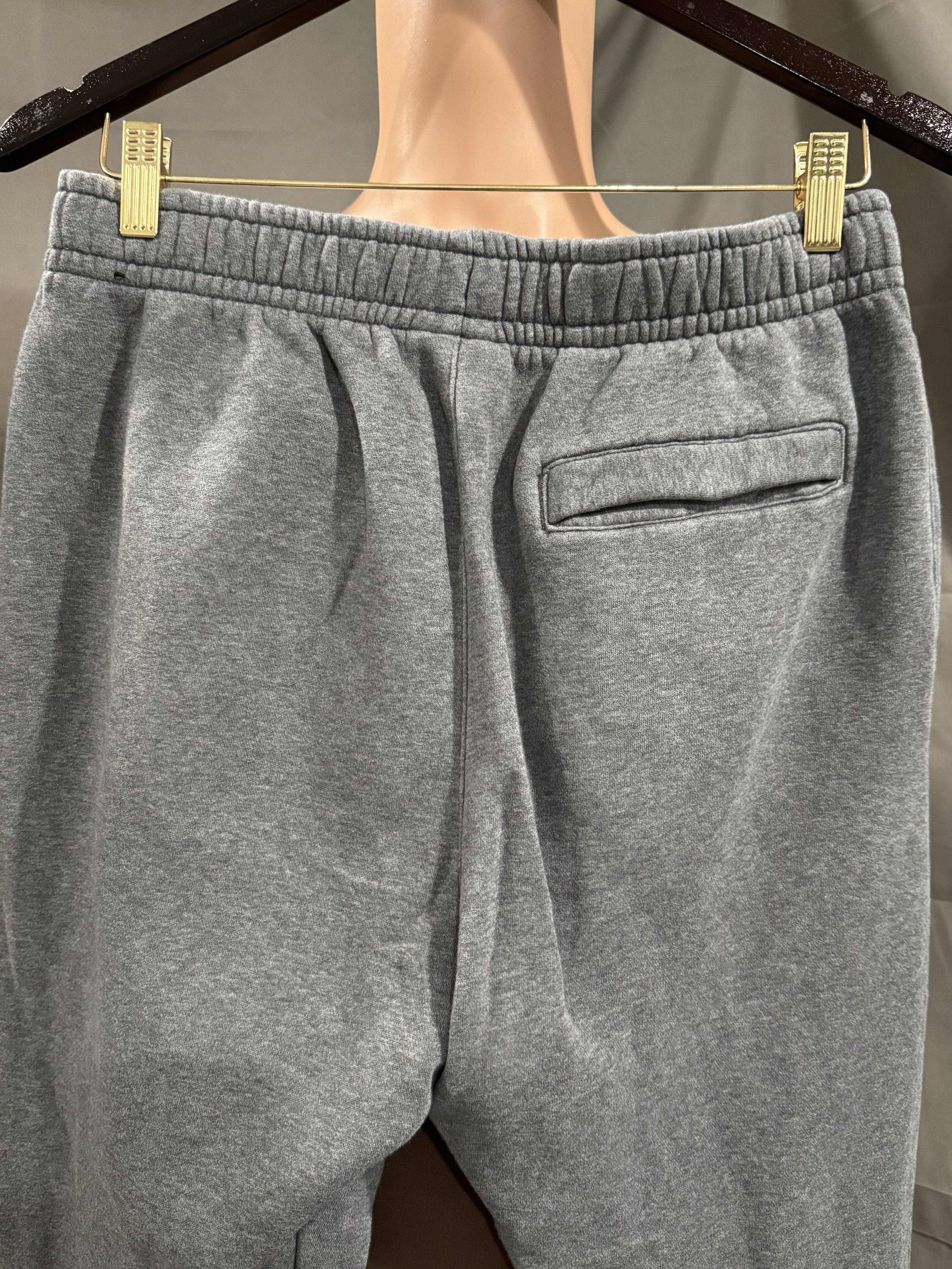 Nike Nike Fleece Jogger Sweatpant Charcoal Heather Size Medium Size US 32 / EU 48 - 9 Thumbnail