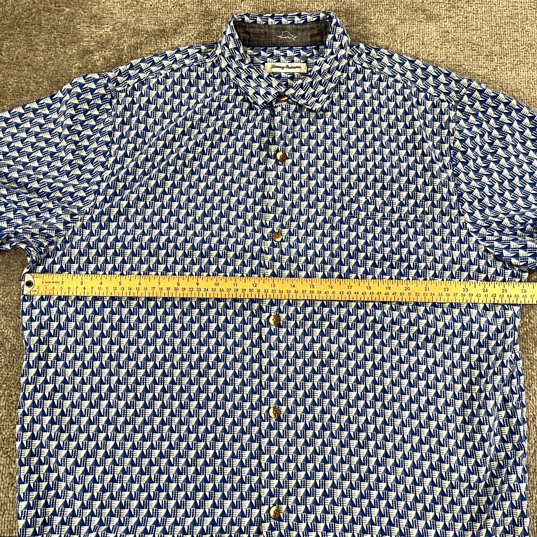 Tommy Bahama TOMMY BAHAMA Shirt Mens XL Blue Geometric 100% Silk Button Up Hawaiian Cap Sleeve Outdoor Casual Workwear Size US XL / EU 56 / 4 - 4 Thumbnail