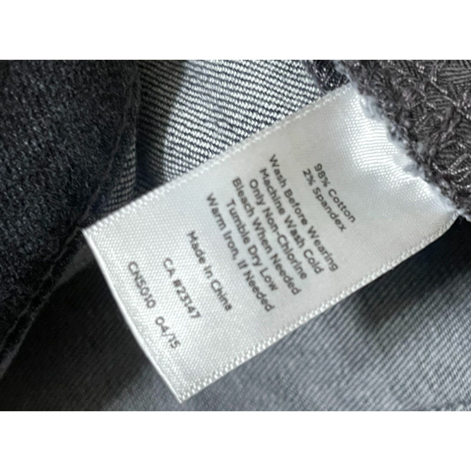 Talbots Talbots Jeans, Women's Size 6, Grey, Boyfriend, Dark Wash, Pockets, Regular, Denim, Inseam 28.5, Straight, 3D? Size 28" / US 6 / IT 42 - 6 Thumbnail