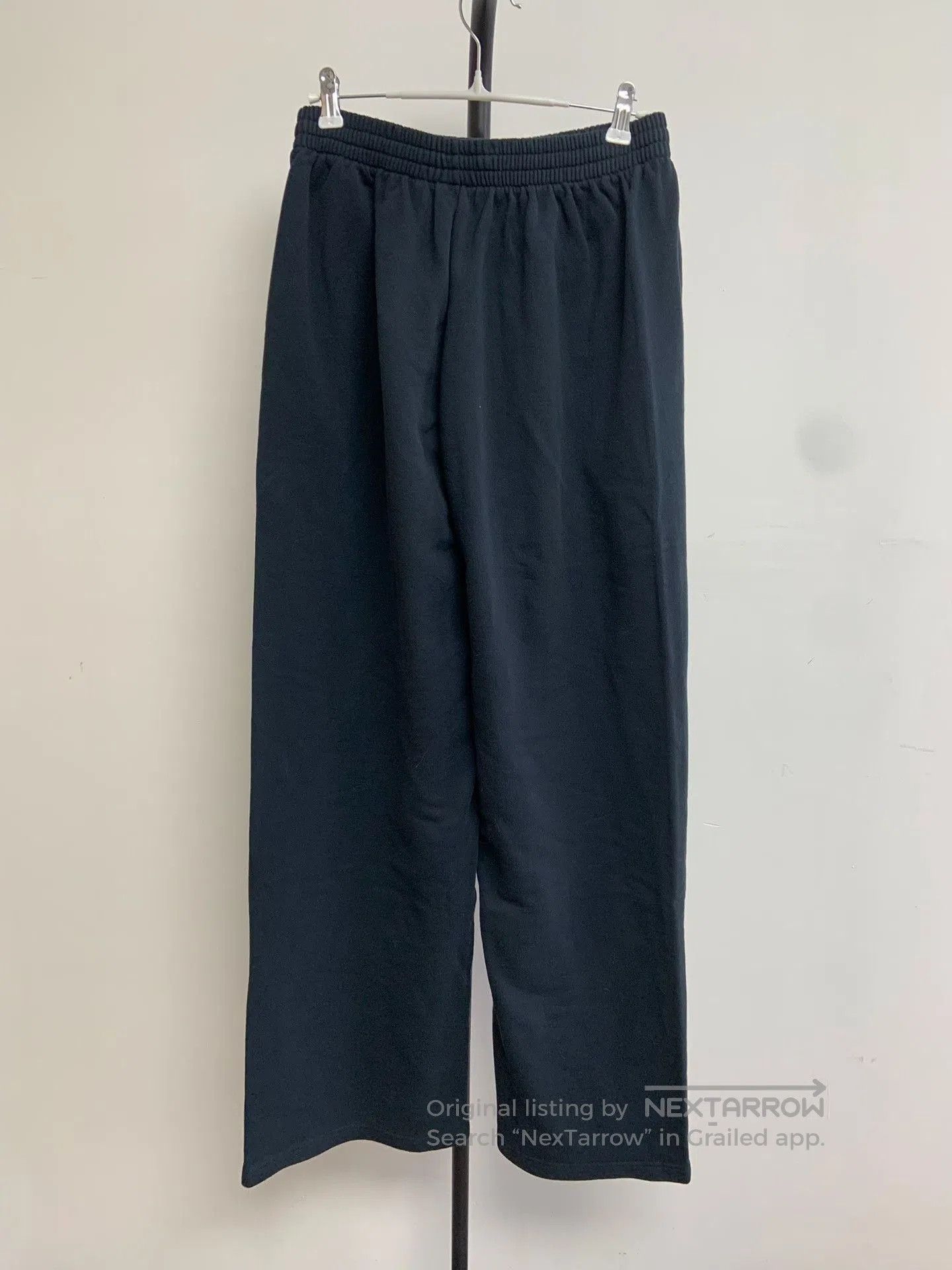 Balenciaga Balenciaga Solid Print Men's Sweatpants. Size US 26 / EU 42 - 2 Thumbnail