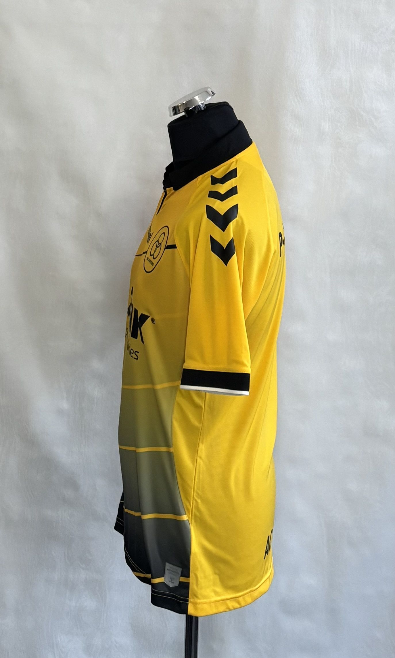 Hummel AC Horsens 2019/2021 Hummel Football Jersey Size M Size US M / EU 48-50 / 2 - 3 Thumbnail