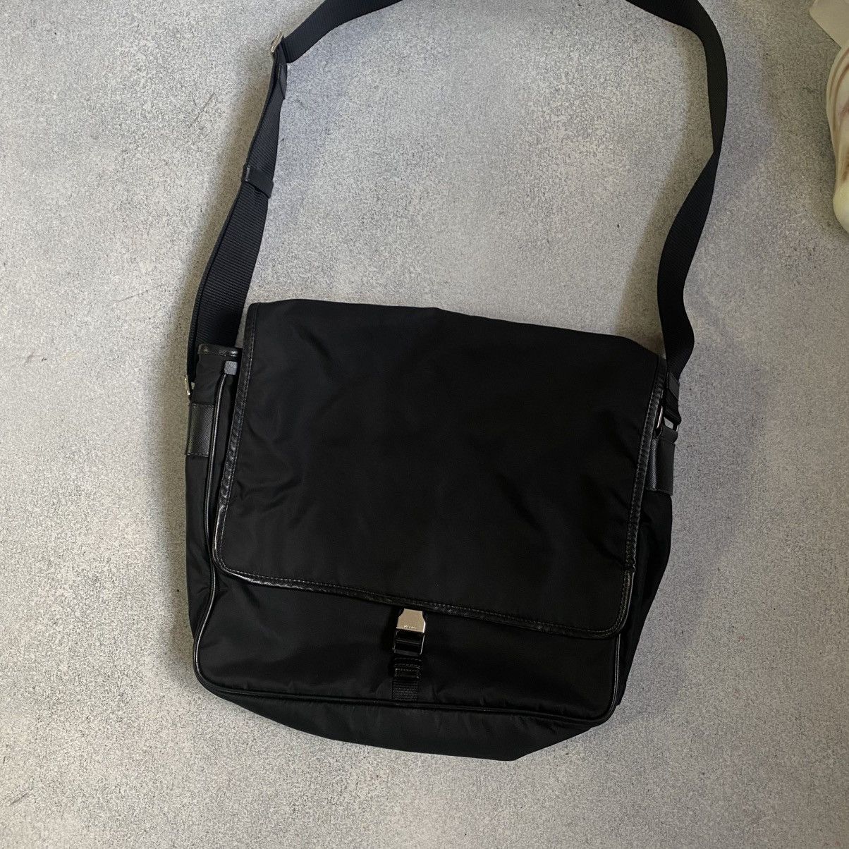 Prada Prada Bag Nylon Messenger Crossbody Size ONE SIZE - 2 Thumbnail