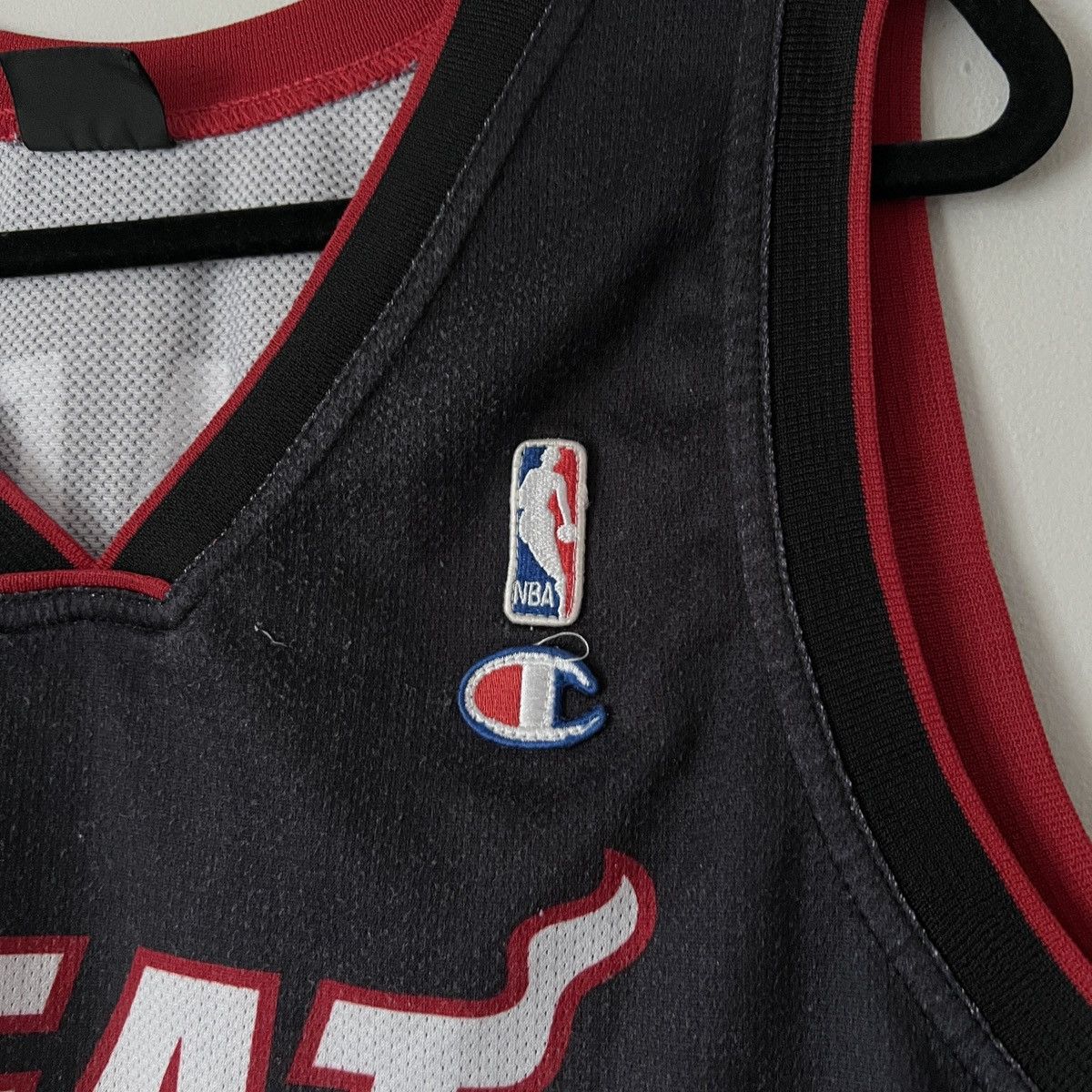Champion Vintage Champion NBA Miami Heat Jersey Dwayne Wade XXXL Size US XXL / EU 58 / 5 - 5 Thumbnail
