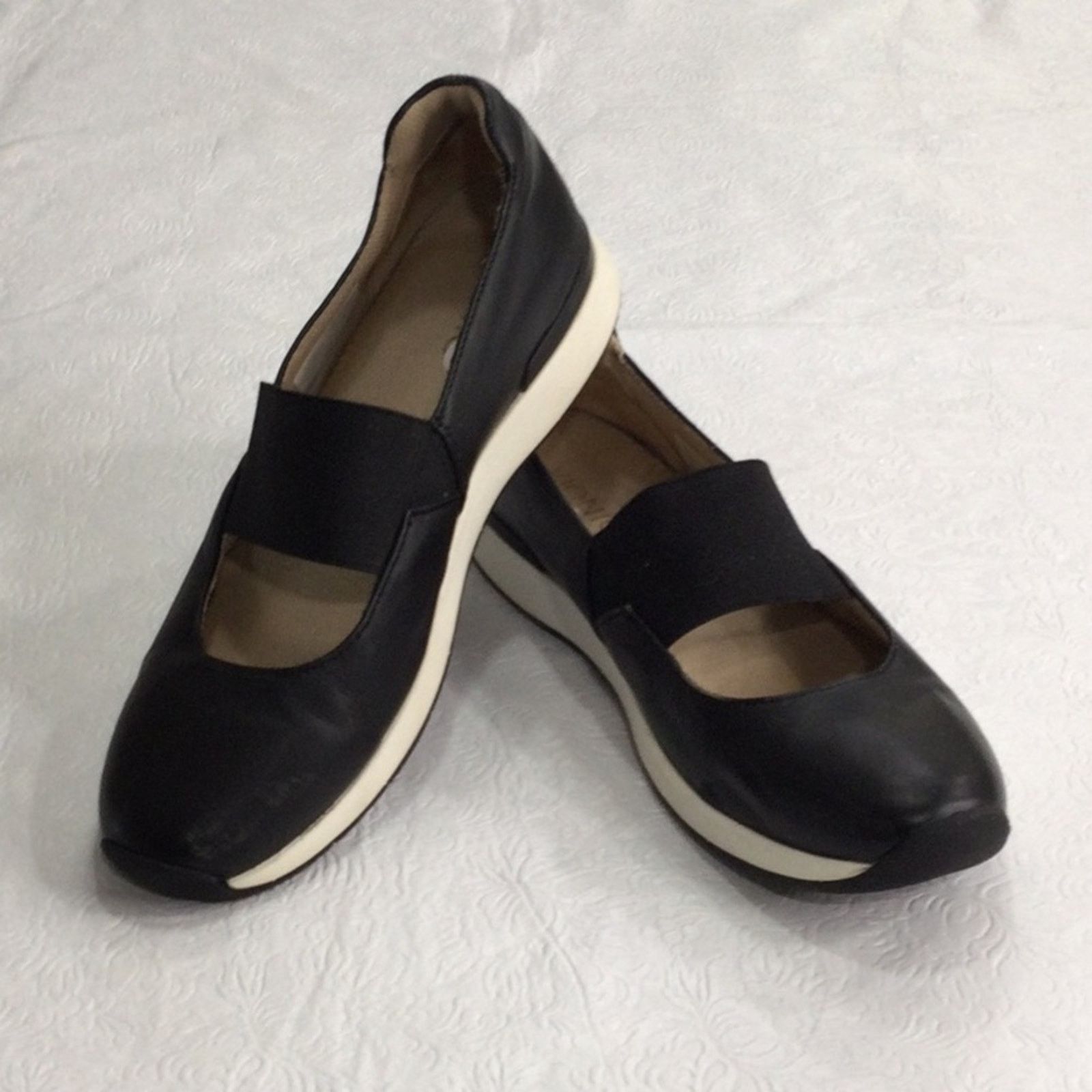 Vionic Vionic Cadee Black Leather Slip On Mary Janes Size 10 Size US 10 / IT 40 - 14 Thumbnail