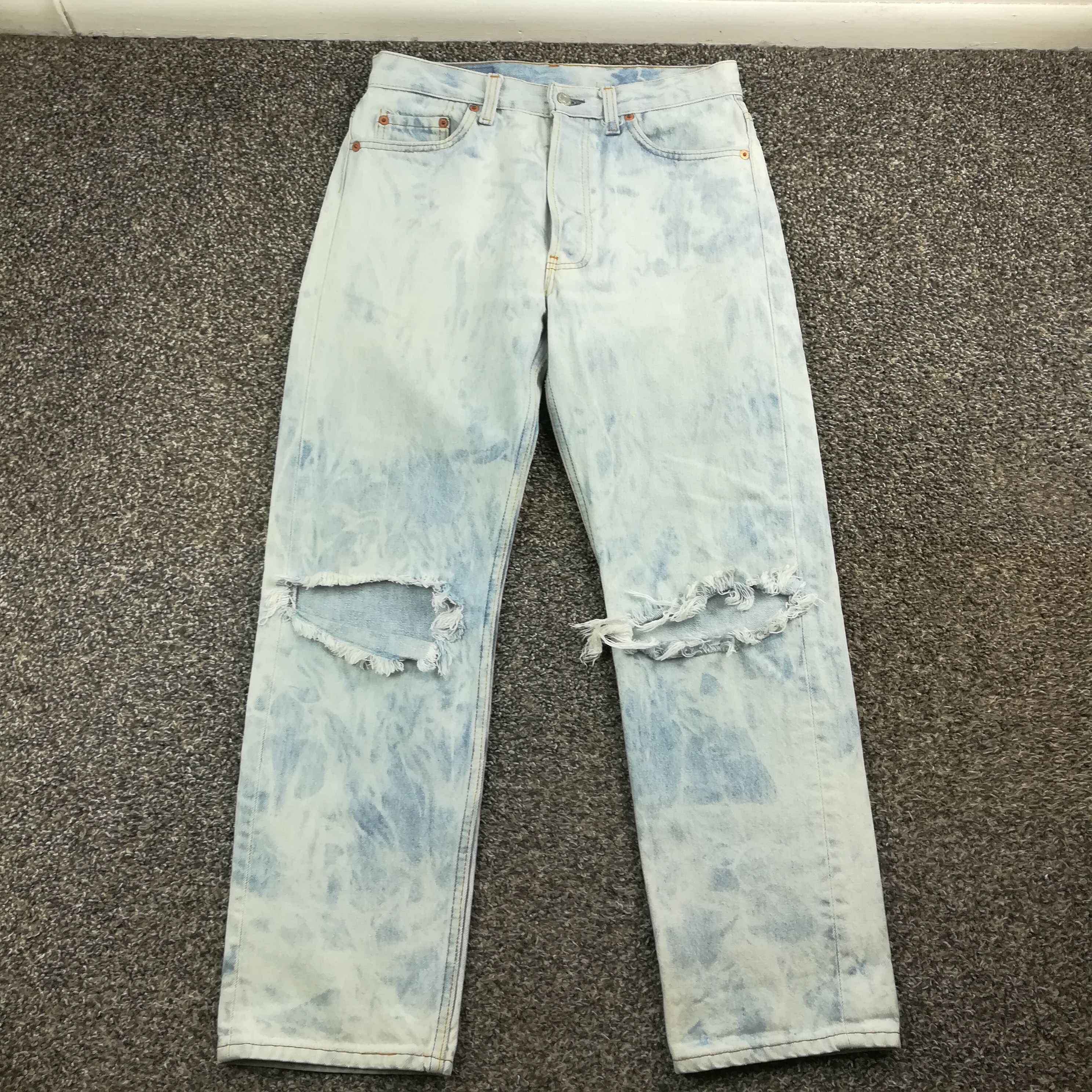 image of Levis x Made In USA Vintage 90's Levi’S Jeans 501Xx 31X28 Light Wash Usa Made in Blue, Men's