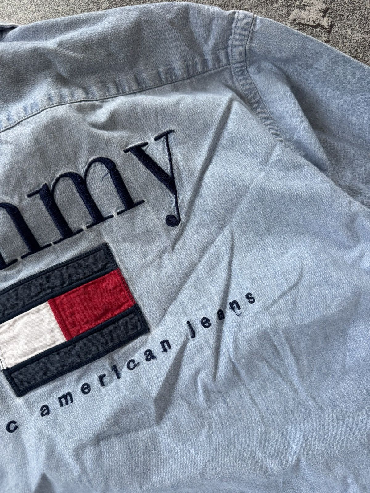 Tommy Hilfiger × Vintage Tommy Hilfiger Wmns vintage denim shirt button up polo tee Size M / US 6-8 / IT 42-44 - 8 Thumbnail