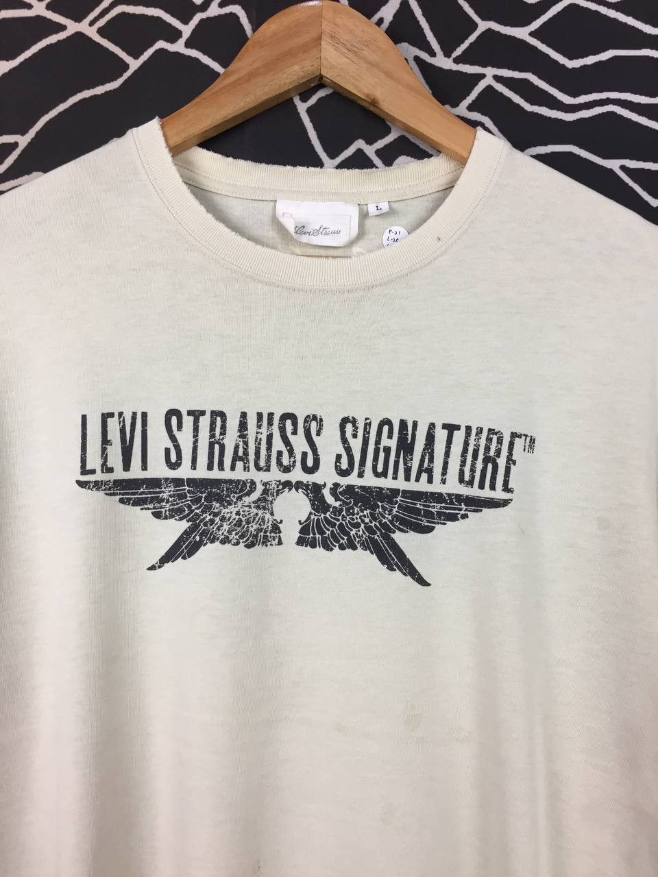 Levi's Vtg Distressed Levi Strauss Signature Long Sleeve Tee Size L Size US L / EU 52-54 / 3 - 3 Thumbnail