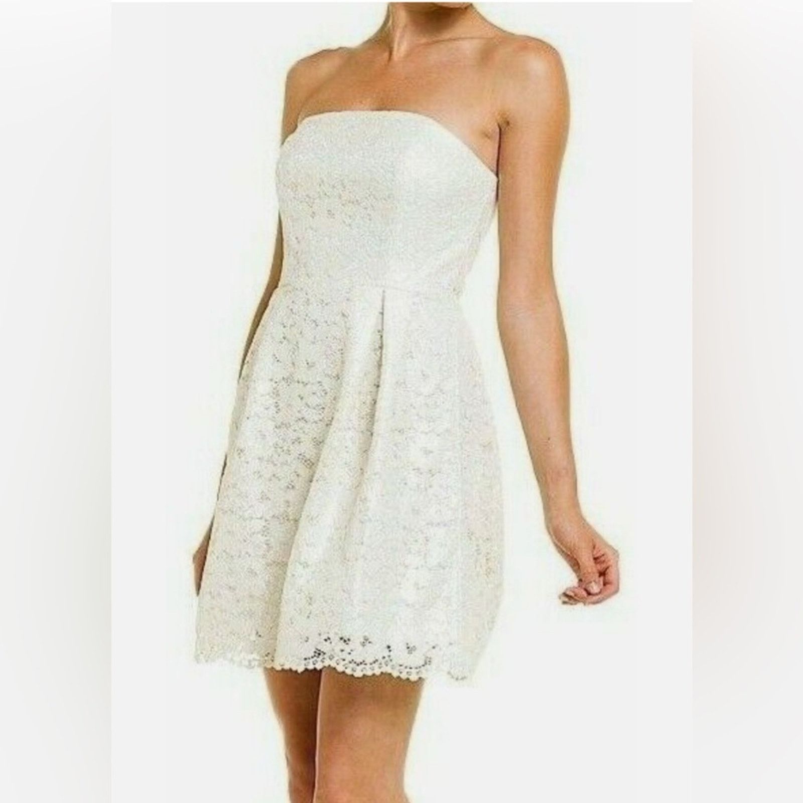 Lilly Pulitzer Lilly Pulitzer Marielle Cameo White Race For This Lace Dress Size M / US 6-8 / IT 42-44 - 3 Thumbnail