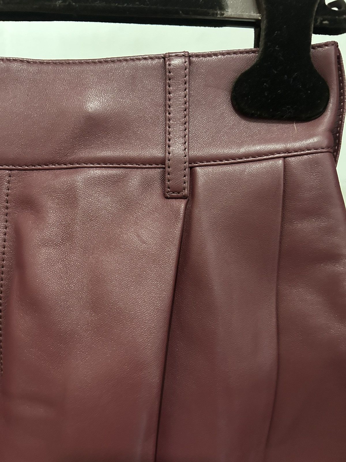 Bottega Veneta Bottega Veneta Lambskin Pleated Shorts Size US 27 - 3 Thumbnail