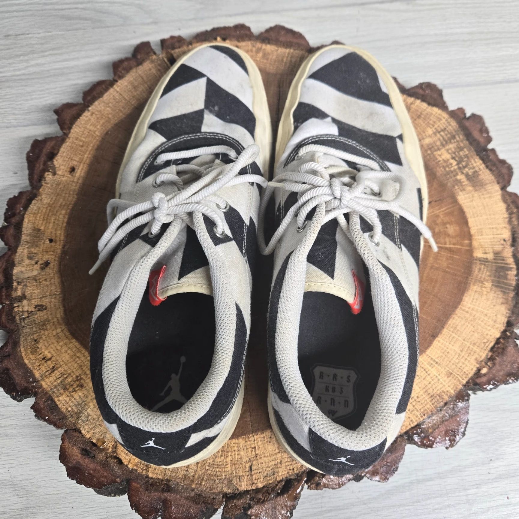 Nike Nike Air Jordan Westbrook 0.3 Sneakers Men Size 10.5 White Black Athletic Cross Training Modern Size US 10.5 / EU 43-44 - 5 Thumbnail