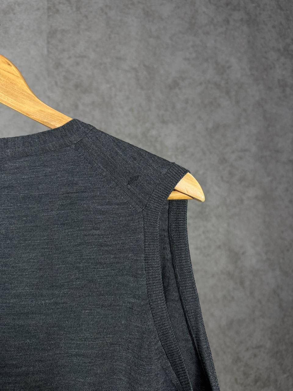 John Smedley John Smedley designer vest Size US M / EU 48-50 / 2 - 6 Thumbnail