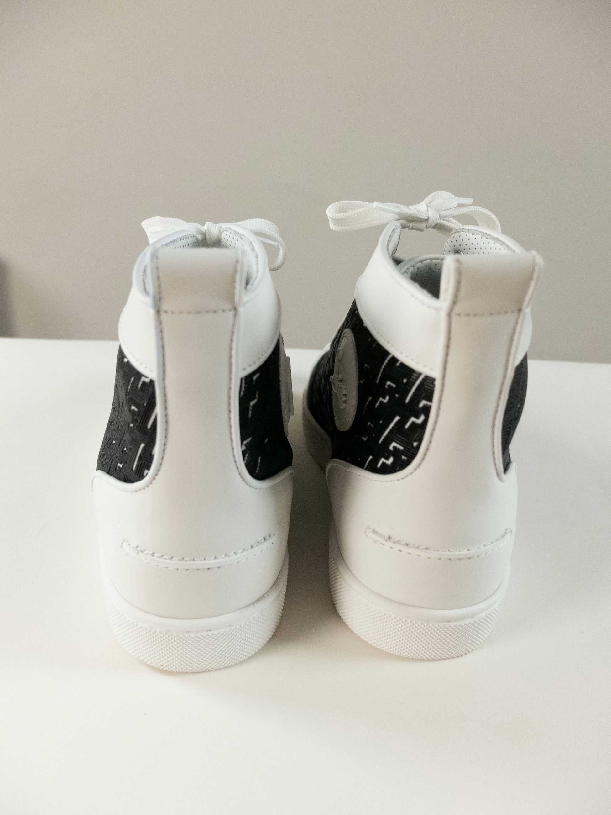 Christian Louboutin CHRISTIAN LOUBOUTIN Louis Orlato white leather sneakers 10 Size US 10 / EU 43 - 6 Thumbnail