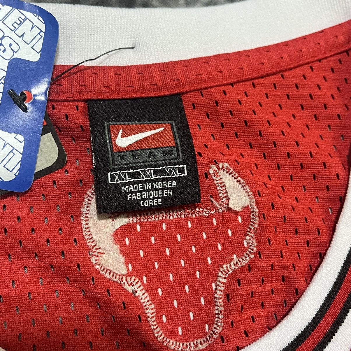 Nike Vintage Michael Jordan Chicago Bulls Nike #23 Home Jersey Size US XXL / EU 58 / 5 - 8 Thumbnail