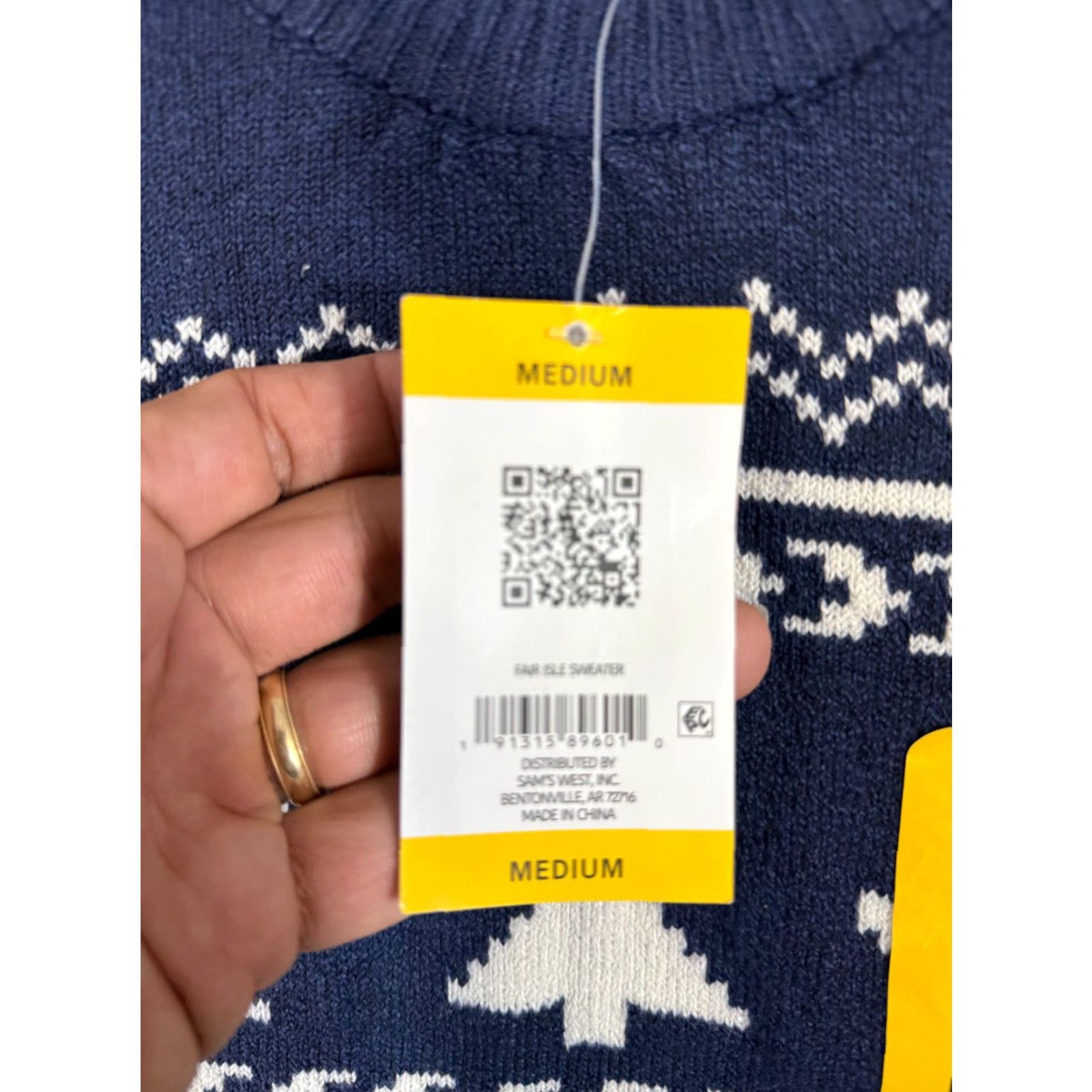 Lands' End VINTAGE Lands' End Sweater Mens M 38-40 Blue Fair Isle Stretch Polar Bear Pullover NWT Size US M / EU 48-50 / 2 - 6 Thumbnail