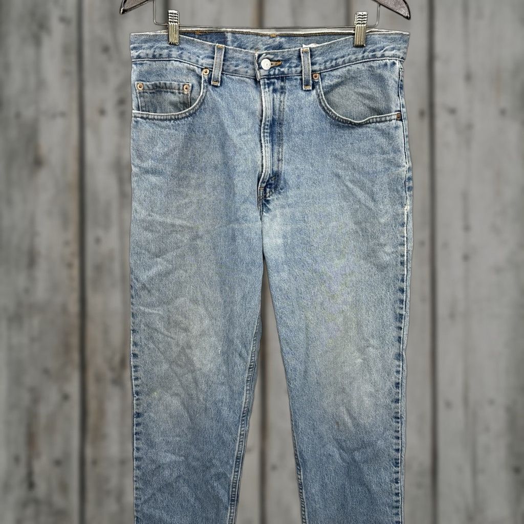 Levi's VINTAGE Levi's Levi's 550 Jeans Mens 34x32 Blue Denim 90s Y2K 5-Pocket Relaxed Regular Size 34 USA Leather Logo read Vintage 550 jeans USA Mens 34x32 Size US 34 / EU 50 - 1 Thumbnail