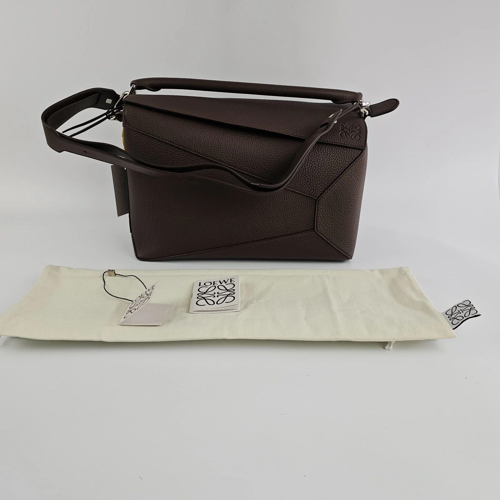 Loewe LOEWE Puzzle Large Edge Dark Cigar Leather Handbag Size ONE SIZE - 2 Thumbnail