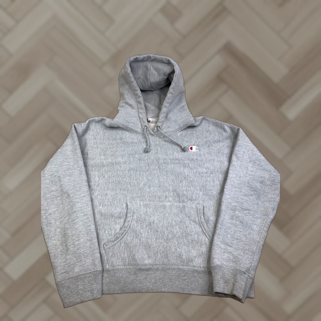 Champion VINTAGE Champion Reverse Weave Hoodie Women L Gray 90s Logo Pullover 12871 Size L / US 10 / IT 46 - 1 Thumbnail