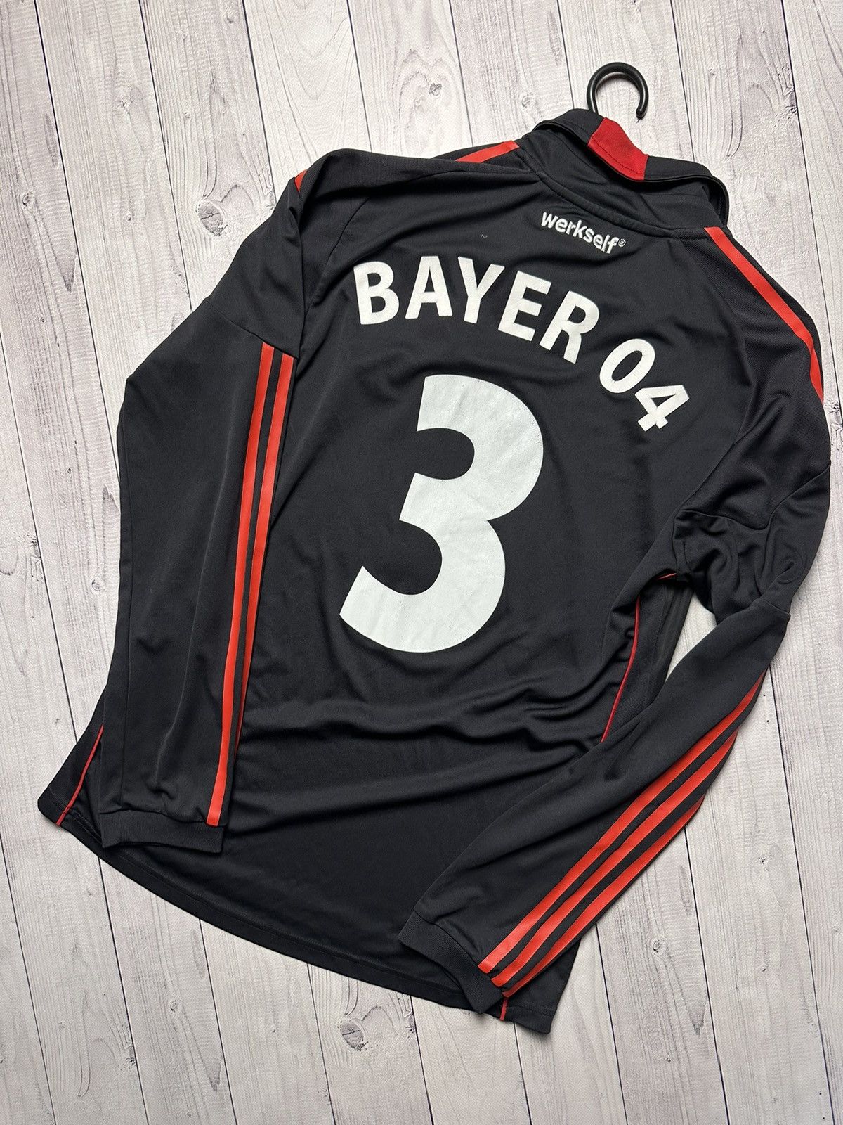 Adidas × Vintage Vintage adidas Bayern Leverkusen long sleeve jersey size M Size US M / EU 48-50 / 2 - 7 Thumbnail