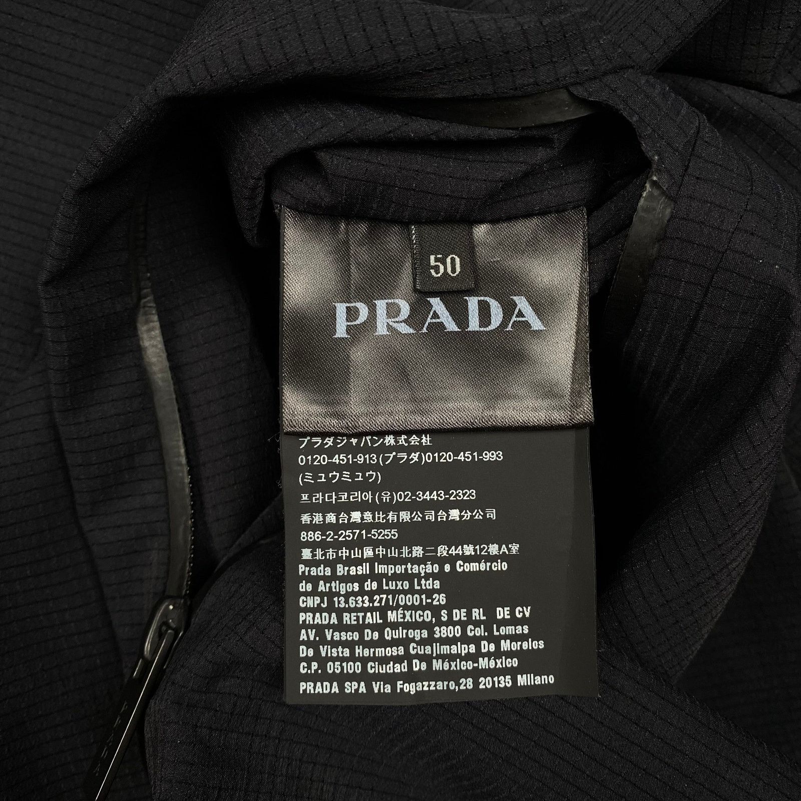 Prada Prada Light Bi-Stretch Short-Sleeved Jacket Size US L / EU 52-54 / 3 - 10 Thumbnail