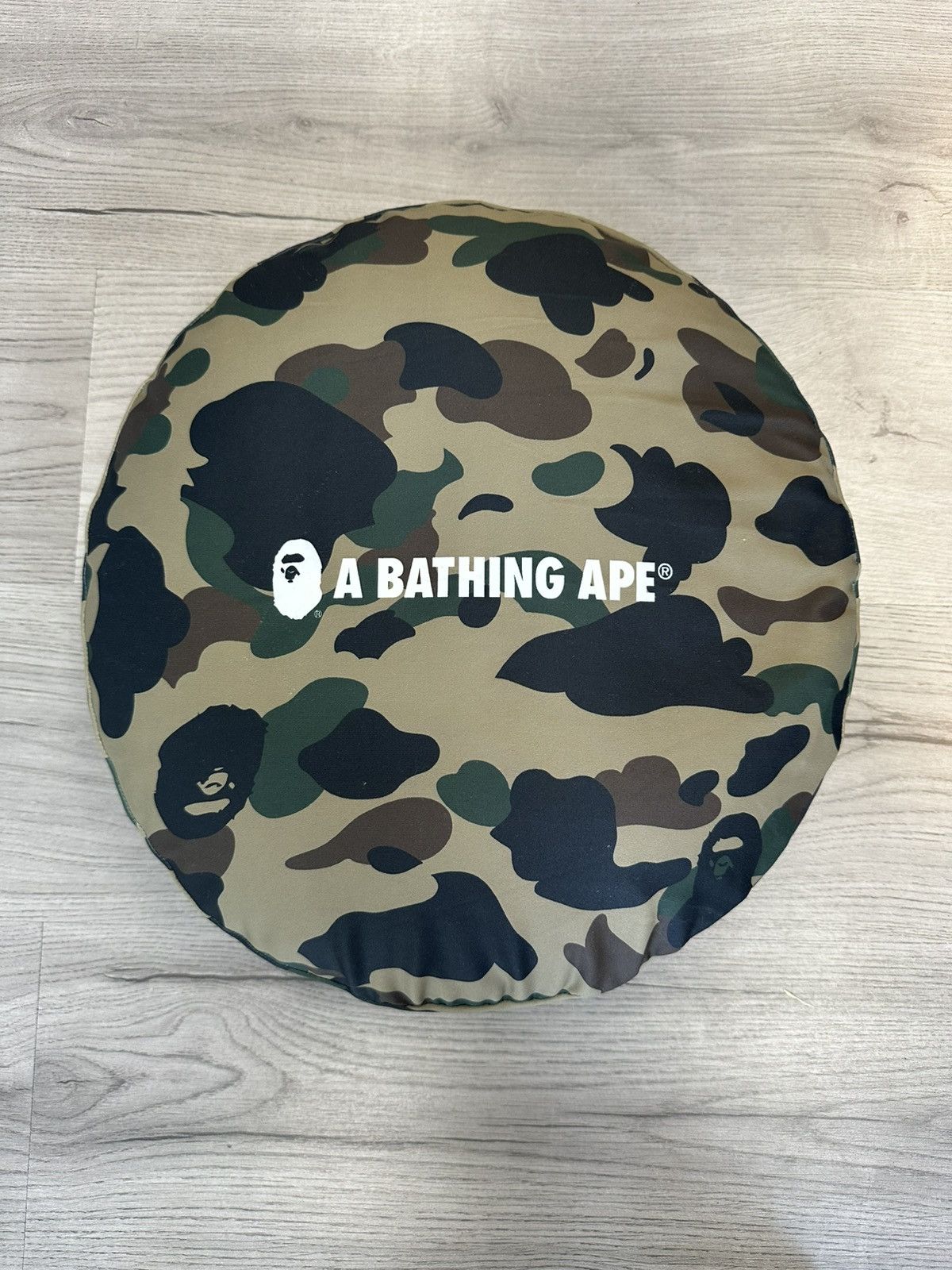 1ST CAMO BAPE CIRCLE FLUFFY BEADS クッション BAPE ビーズ