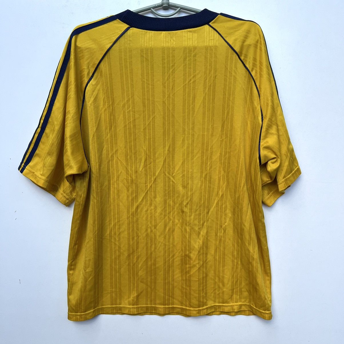Adidas Vintage retro adidas t-shirt Size US L / EU 52-54 / 3 - 10 Thumbnail