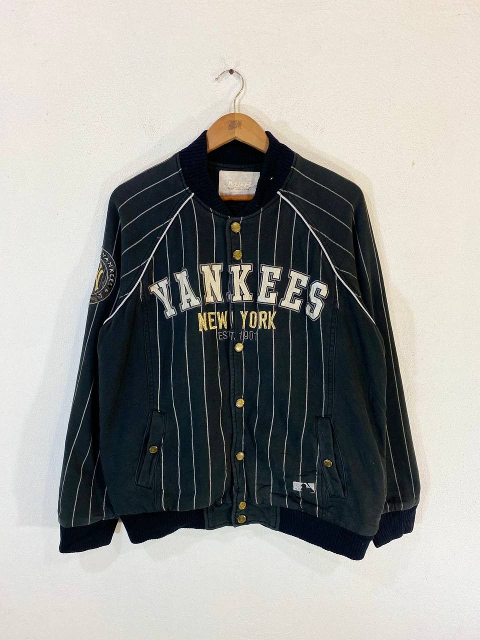 vintage mlb new york yankees embroided varsity jacket