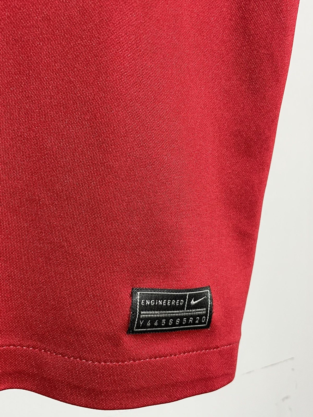 Nike Liverpool Nike 2020/21 Home Y2k Streetwear Football Shirt Size US L / EU 52-54 / 3 - 6 Thumbnail