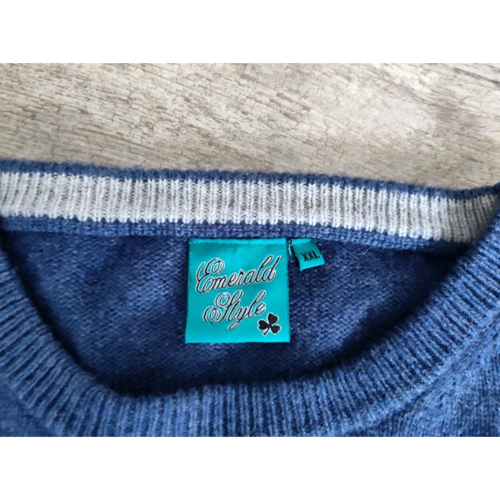 Vintage Emerald Style Sweater Men Size XXL Wool Blend V-Neck Long Sleeve Blue Pullover Knit Casual Travel Golf Mens Size US XXL / EU 58 / 5 - 6 Thumbnail