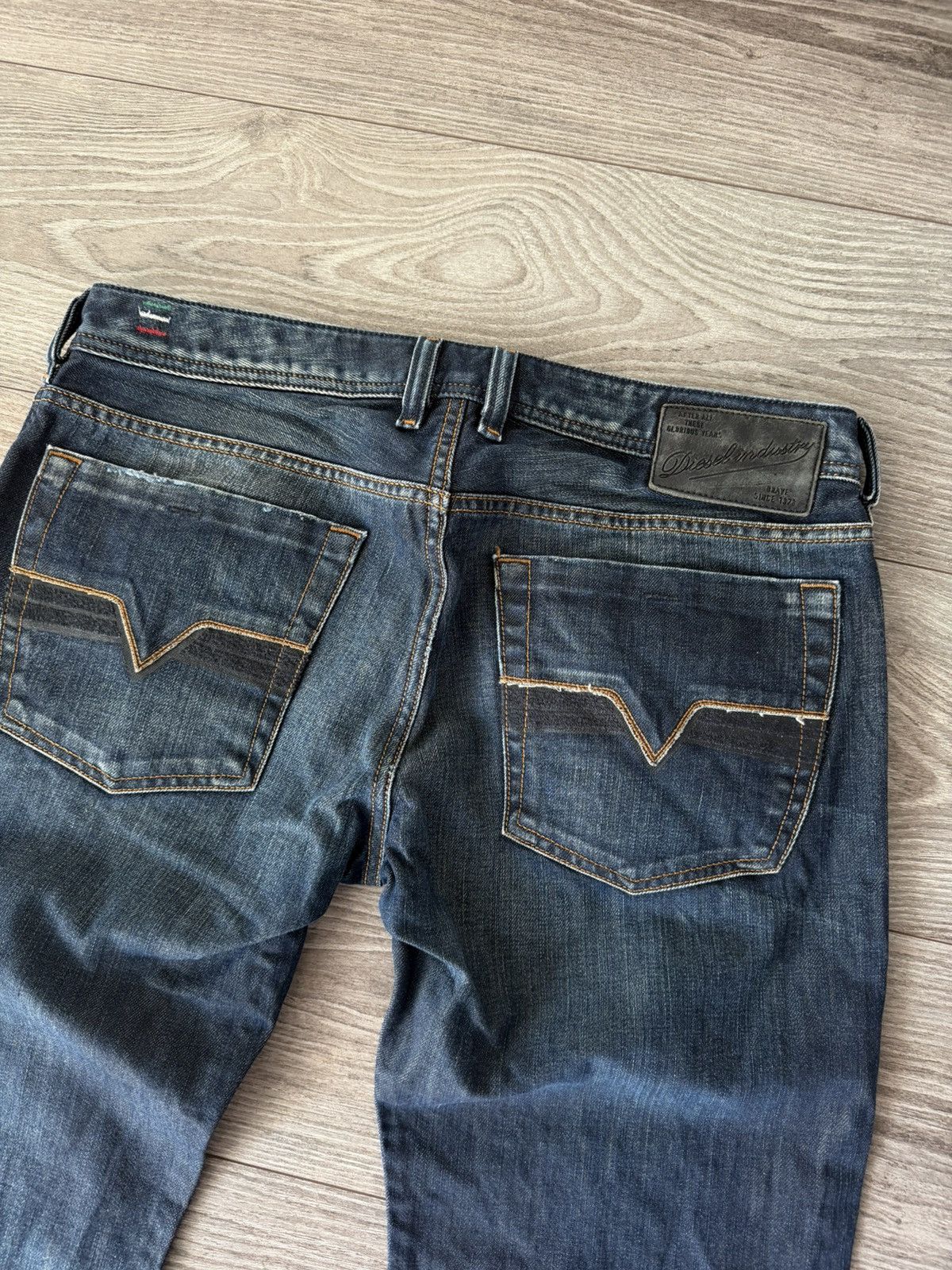 Diesel ‼️Vintage Diesel IND Ladder Baggy Black Denim Jeans‼️ Size US 33 - 4 Thumbnail