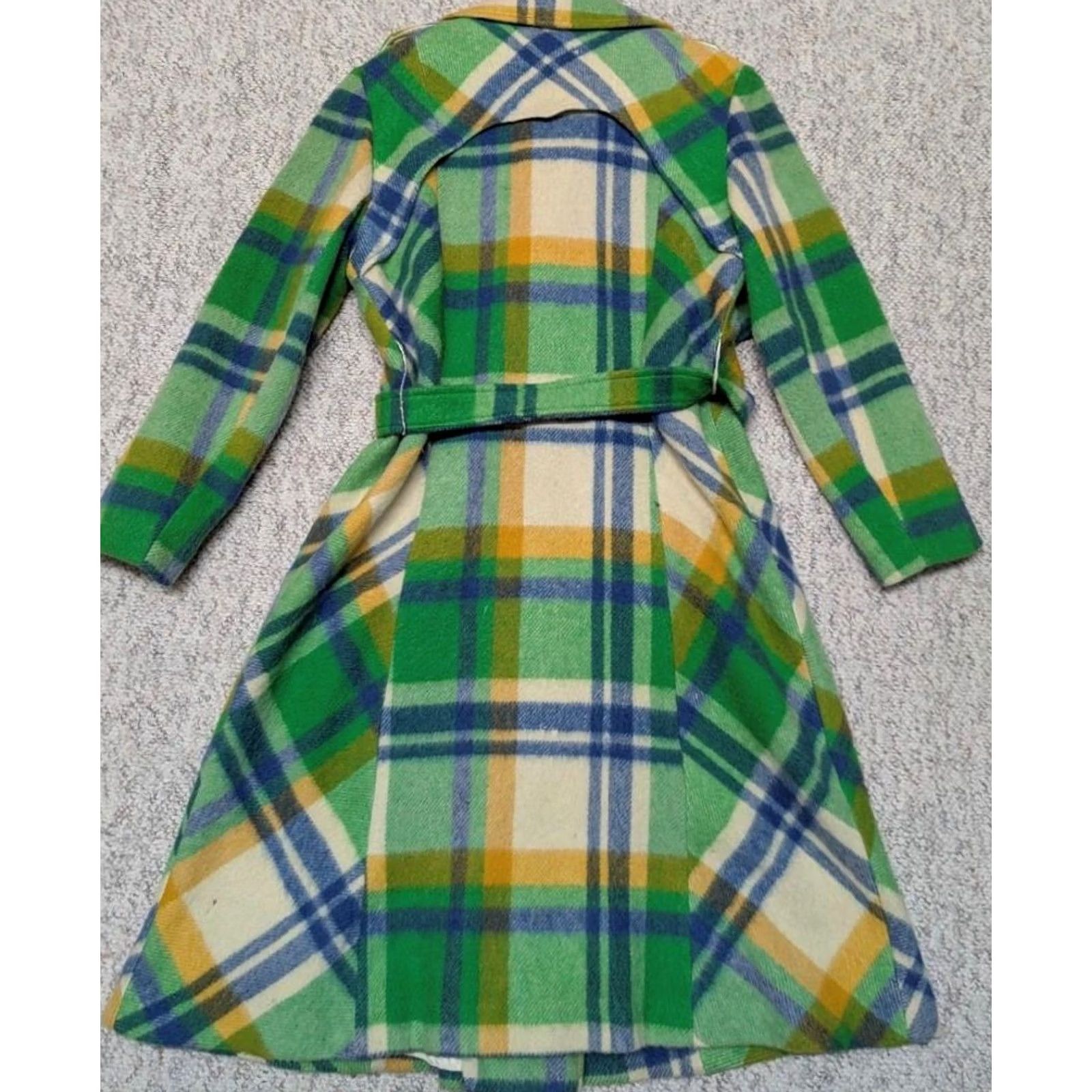 Hudson VINTAGE green plaid HUDSON BAY style WOOL belted double breasted overcoat S Womens XL? Size S / US 4 / IT 40 - 3 Thumbnail