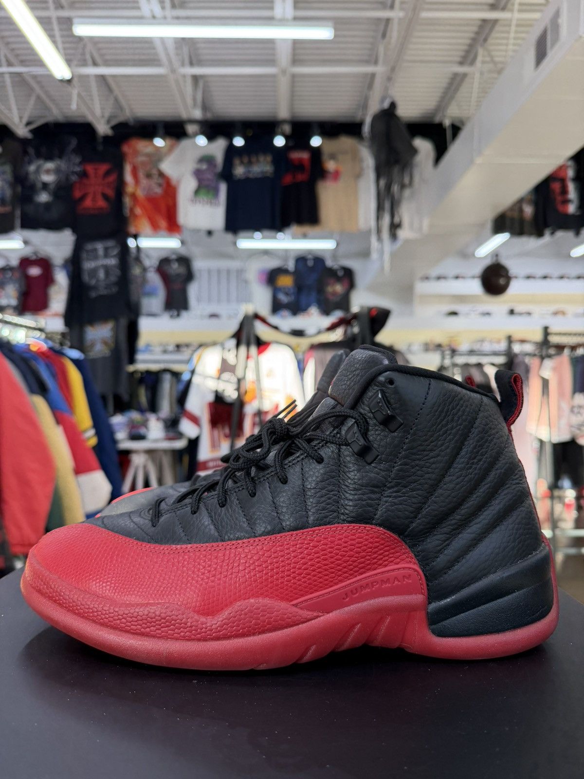 Jordan Brand Air Jordan 12 Flu Game Size 11 (2025) Size US 11 / EU 44 - 7 Thumbnail