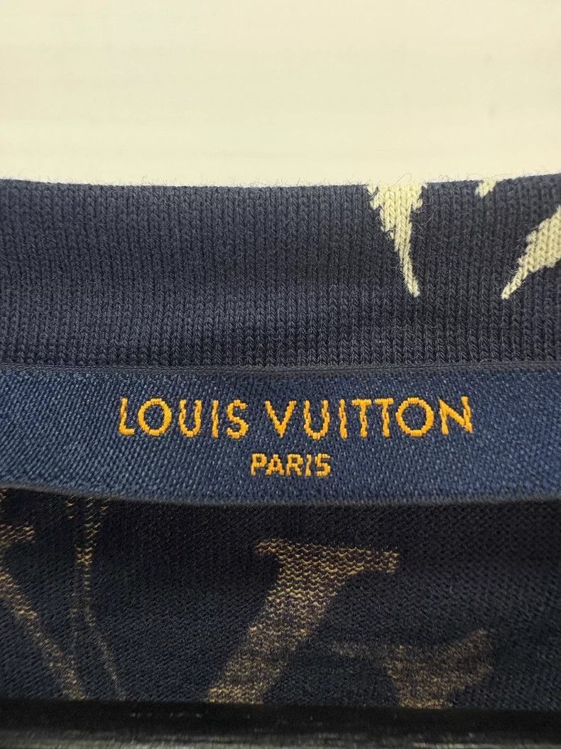Louis Vuitton Louis Vuitton Short Sleeve Deep Blue T -2505 Size US S / EU 44-46 / 1 - 5 Thumbnail