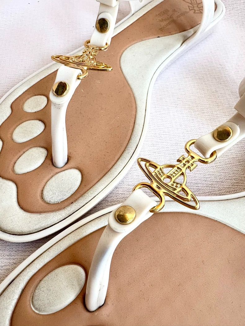 Vivienne Westwood Vivienne Westwood Saturn white sandals Size US 9.5 / IT 39.5 - 8 Thumbnail