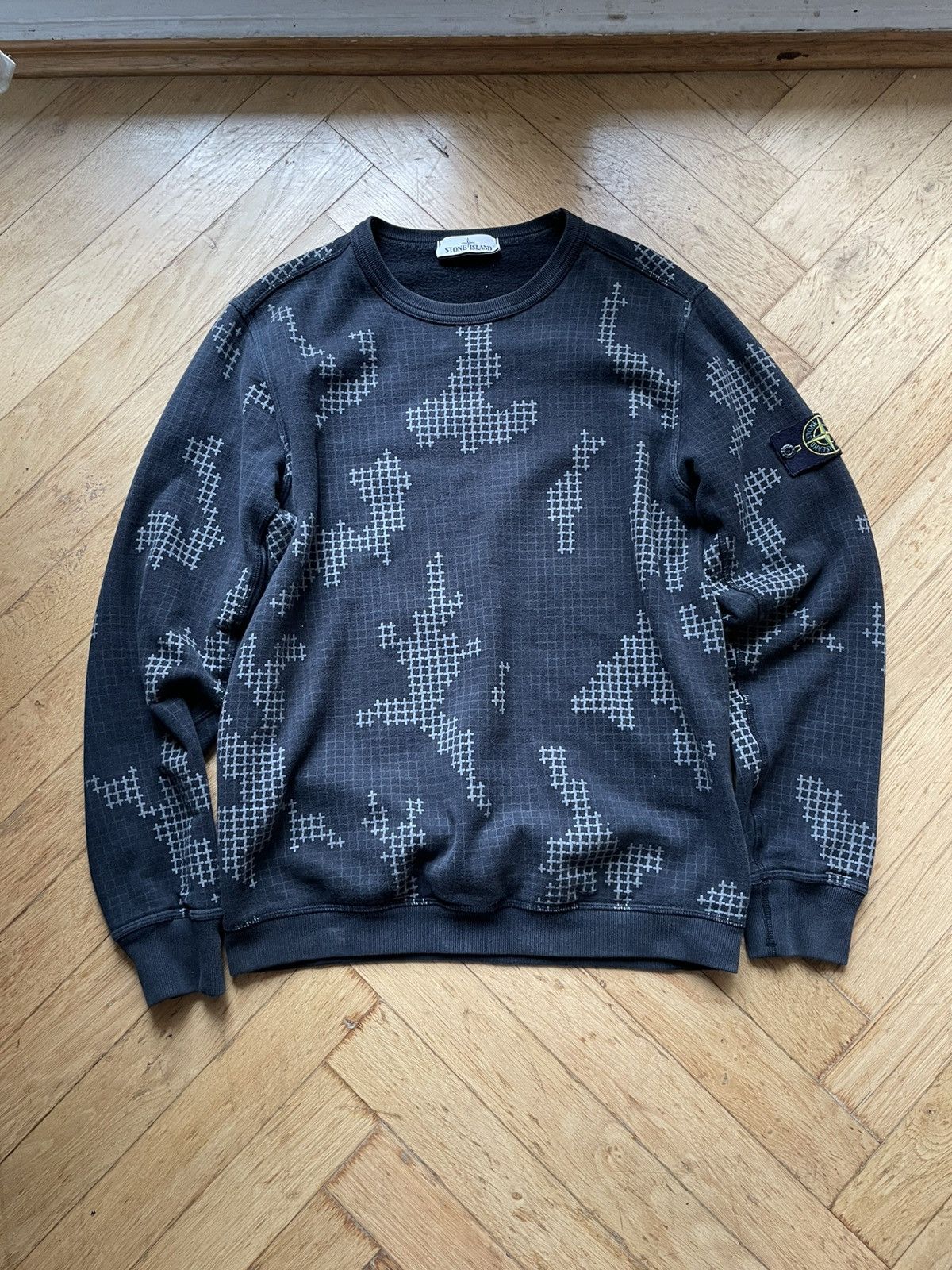 Stone Island Stone Island Check Grid Camouflage Sweatshirt Size US M / EU 48-50 / 2 - 1 Thumbnail