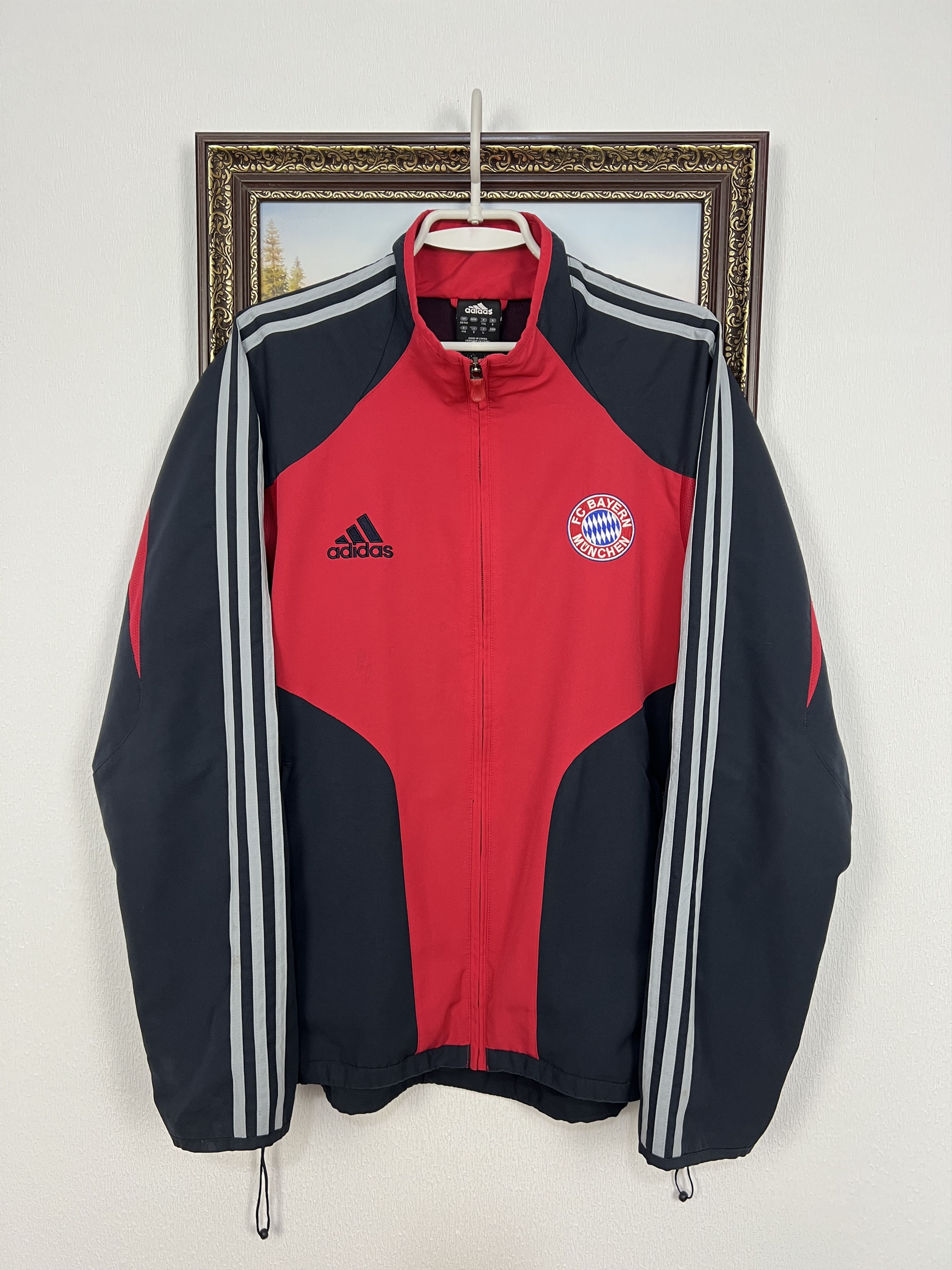 Adidas Vintage Adidas Bayern Munich Football Jacket Soccer Size US M / EU 48-50 / 2 - 1 Thumbnail