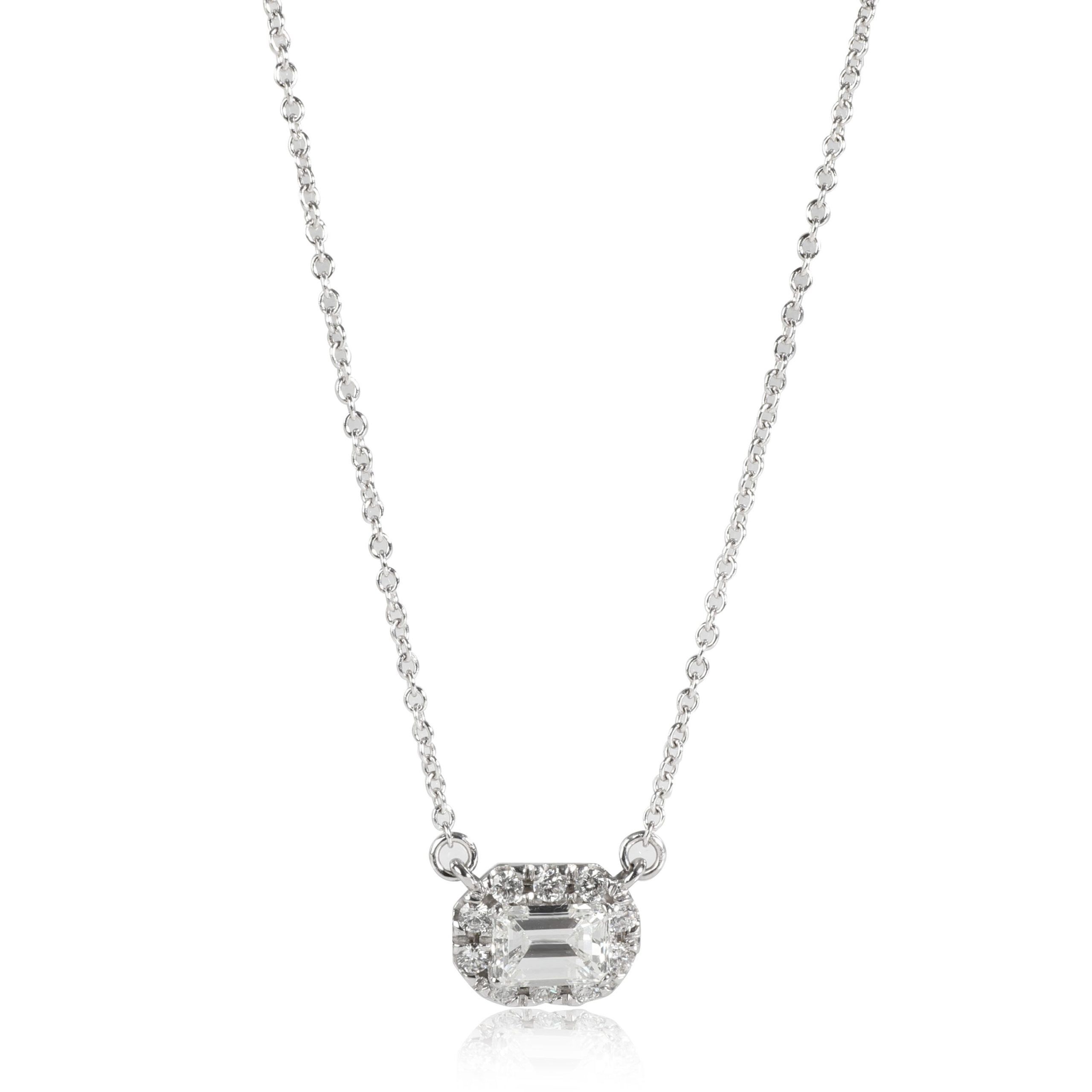 14K White Gold Emerald Cut Halo Diamond Necklace G/VVS1 (0.67 Ctw)