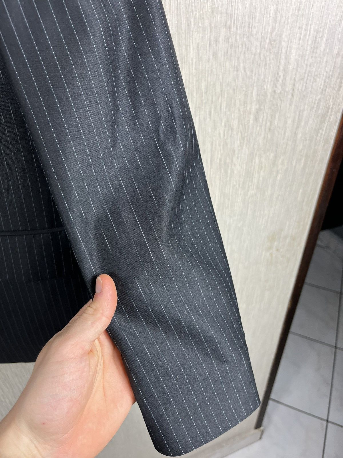 Giorgio Armani × Vintage Vintage Giorgio Armani striped wool blazer jacket luxury Size 46R - 8 Thumbnail